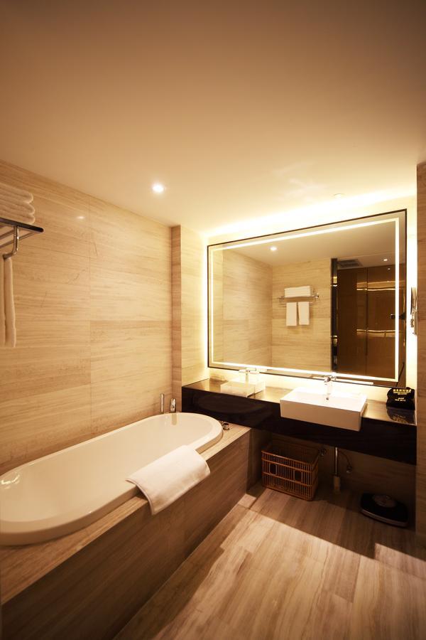 Shenglong Jianguo Hotel Haiyang Haiyang  Zewnętrze zdjęcie